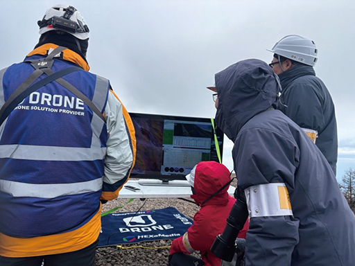 取得映像を現地でモニタリング